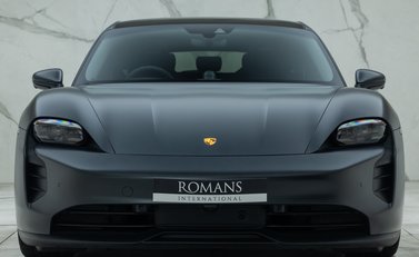 Porsche Taycan GTS SPORT TURISMO 7