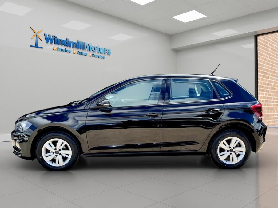 2019 Volkswagen Polo — image 7