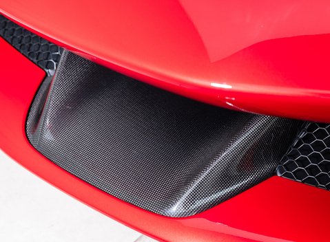 Ferrari SF90 Stradale 28