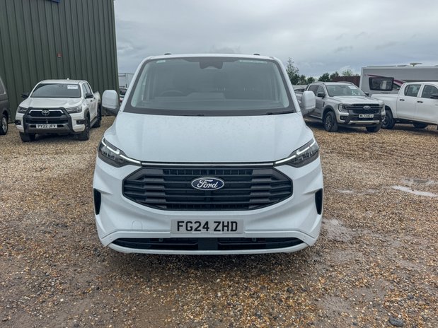 Ford Transit Custom SWB L1H1 [SOLD CR] Low Roof Limited 280 Air Con Alloys Sensors Cam EURO 6 3