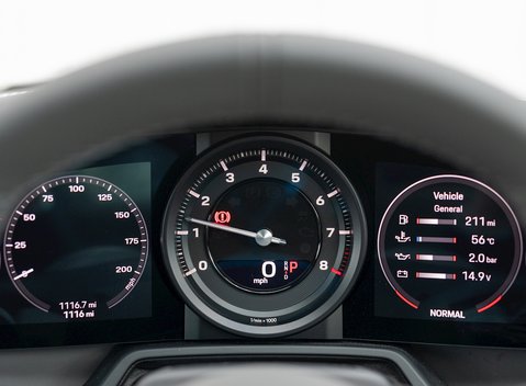 Porsche 911 Carrera (992) 17