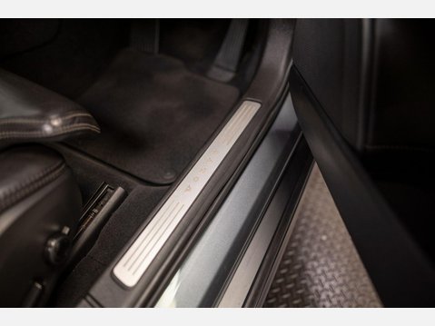 Volvo V90 2.0 D5 PowerPulse Auto AWD Euro 6 (s/s) 5dr 33