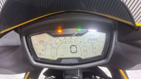 Aprilia Tuono 2025 25 PLATE 15BHP E5 SPORTS BIKE LEARNER ONLY 3K 44