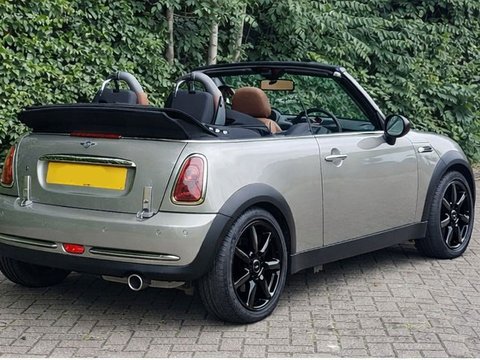 Mini Cooper Sidewalk Convertible 4