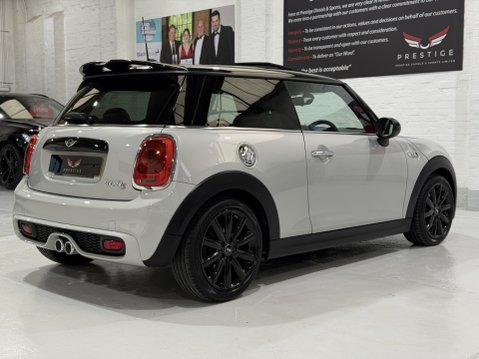 Mini Hatch COOPER S 29