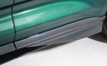 Aston Martin DBX 707 32