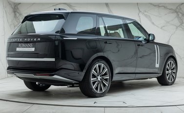 Land Rover Range Rover D350 AUTOBIOGRAPHY LWB 6
