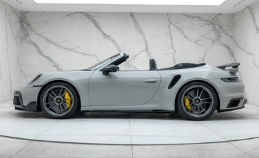 Porsche 911 Turbo S Cabriolet (992) 6