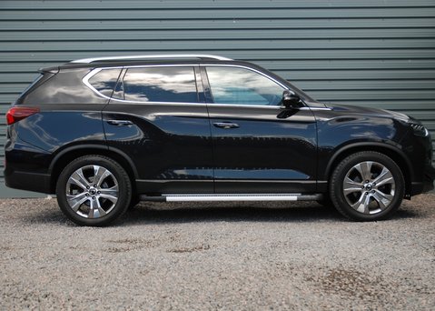 SsangYong Rexton ULTIMATE PLUS 2