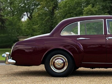 Bentley S1 Continental Mulliner Flying Spur 12