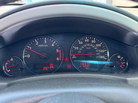 Nissan Pathfinder 2.5 dCi Tekna 4WD Euro 5 5dr 34