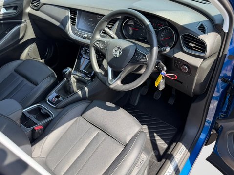 Vauxhall Grandland X 1.2 Turbo Elite Nav 5dr 19