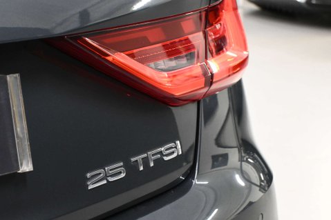 Audi A1 1.0 A1 Sportback 25 TFSI Sport Semi-Auto 5dr 29