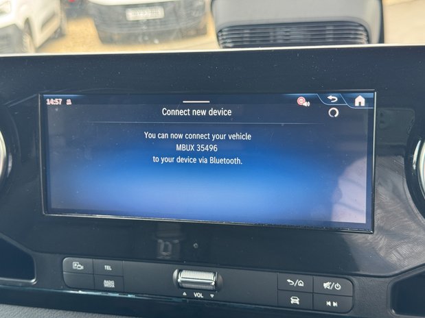 Mercedes-Benz Sprinter AUTO MWB L2H2 High Roof 315 Pro Air Con Camera EURO 6 33