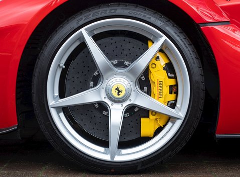 Ferrari LaFerrari 12