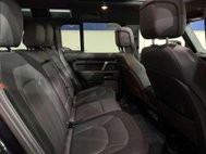 Land Rover Defender 3.0 D300 MHEV X-Dynamic HSE SUV 5dr Diesel Auto 4WD Euro 6 (s/s) (300 ps) 39