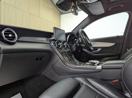 Mercedes-Benz GLC 2.1 GLC 220 D 4Matic AMG Line Premium+ Auto 4WD 5dr 33