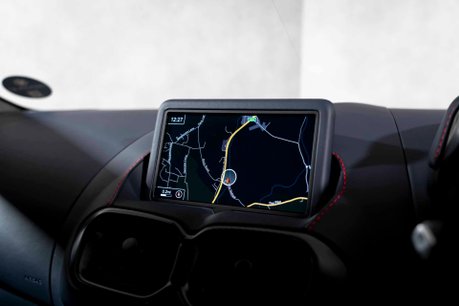 Aston Martin Vantage V12. 1 OF 333. OVER £45K IN OPTIONS. LIGHTWEIGHT PACKAGE. LIVERY PACKAGE. 31