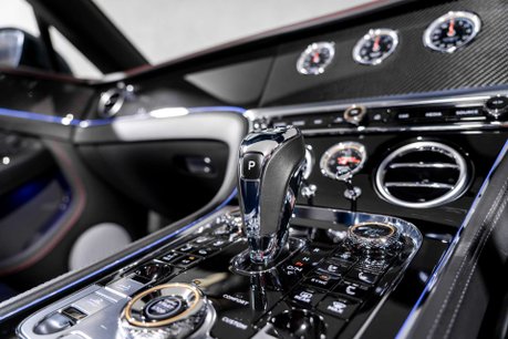 Bentley Continental GTC V8. MULLINER SPEC. DYNAMIC RIDE. ROTATING DISPLAY. CARBON INTERIOR. 37