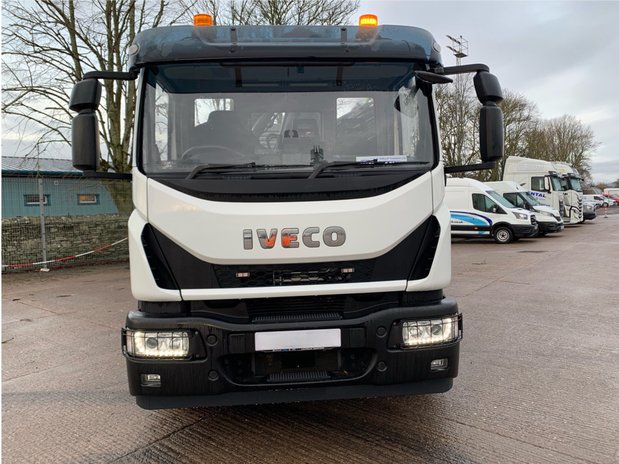 Iveco Eurocargo 180E28S Dropside c/w HiAb X-HIDUO 158-B2 Crane *NEW* 1