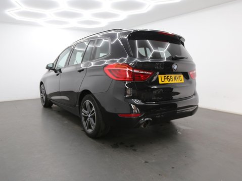 BMW 2 Series 1.5 218i Sport Euro 6 (s/s) 5dr 7