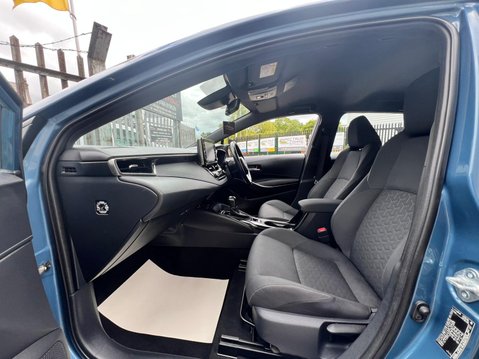 Toyota Corolla ICON TECH 59