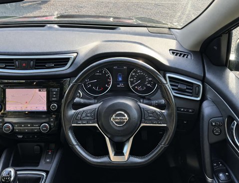 Nissan Qashqai 1.3 Qashqai Tekna DiG-T 5dr 18