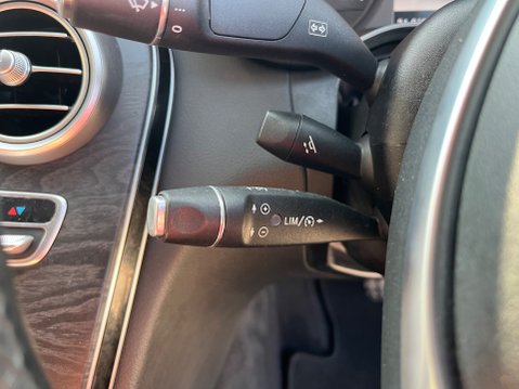 Mercedes-Benz C Class C 220 D 4MATIC AMG LINE 23