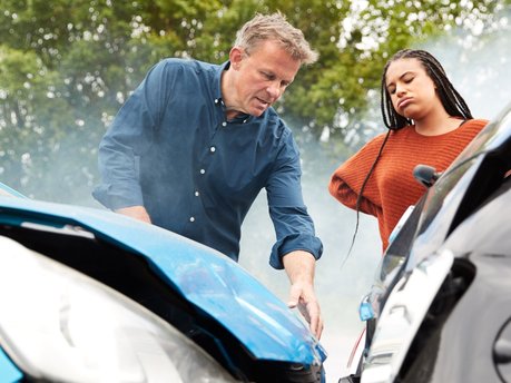 What to do if you have an accident in a hire vehicle