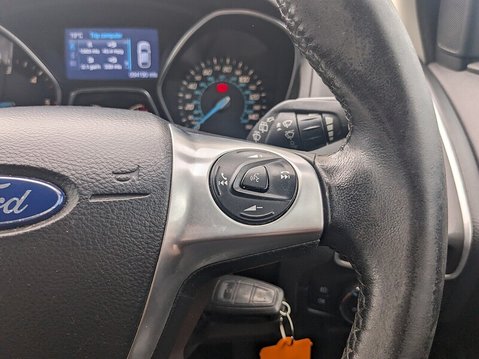 Ford Focus ZETEC NAVIGATOR TDCI 22