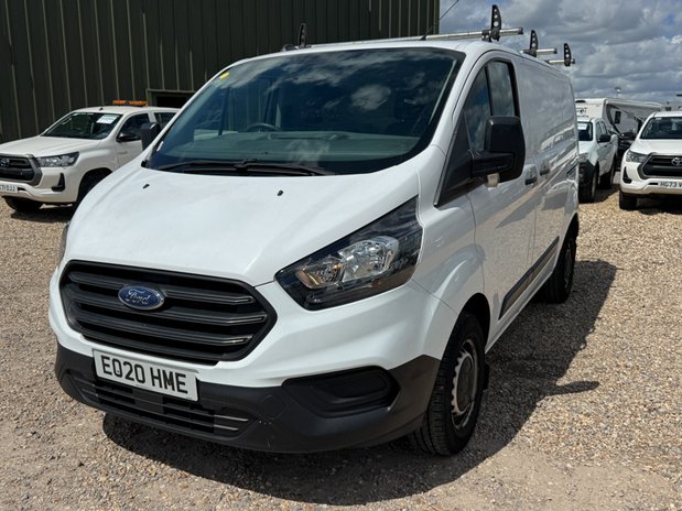 Ford Transit Custom SWB L1H1 Low Roof Leader 300 Sensors EURO 6 2