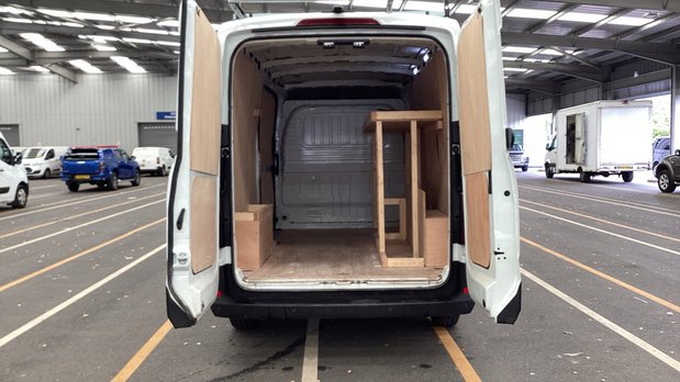 Maxus Deliver 9 LWB L3H3 High Roof Air Con Sensors Cam EURO 6 5
