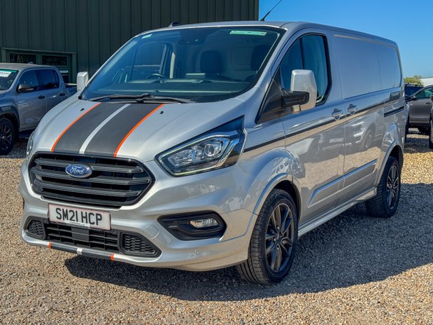 Ford Transit Custom SWB L1H1 Low Roof Sport 290 Air Con Alloys SELECT 2