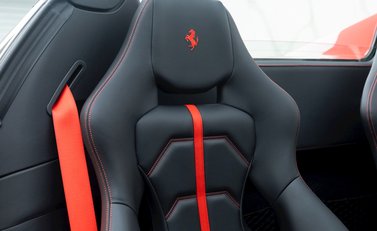Ferrari 488 Spider 13