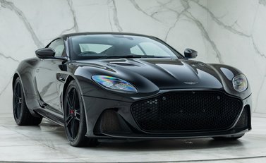 Aston Martin DBS Superleggera 6