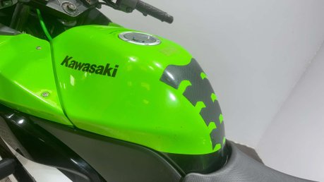 Kawasaki Ninja 2010 24K 33BHP 250CC SPORTS BIKE PROJECT SPARES OR REPAIR 19