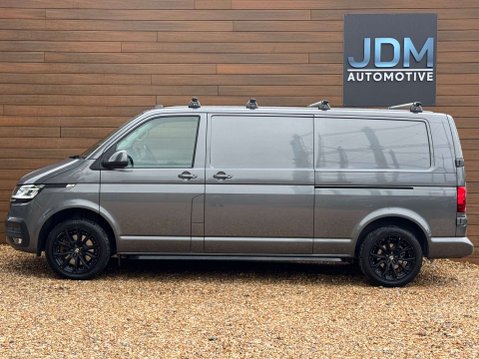 Volkswagen Transporter 2.0 Transporter T30 Highline TDI Semi-Auto 9