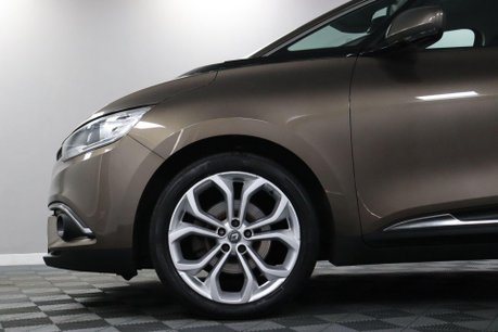 Renault Grand Scenic ICONIC TCE 36