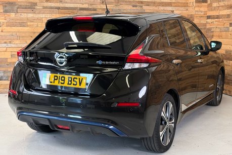 Nissan LEAF 40kWh Tekna Hatchback 5dr Electric Auto (150 ps) 6