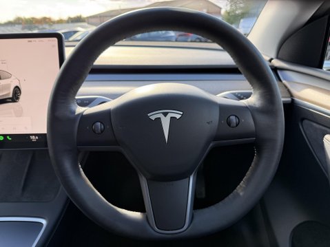 Tesla Model Y (Dual Motor) Long Range SUV 5dr Electric Auto 4WDE (384 bhp) 34