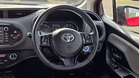 Toyota Yaris 1.5 VVT-h Icon Tech Hatchback 5dr Petrol Hybrid E-CVT Euro 6 (s/s) (100 ps) 31