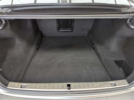 BMW 7 Series 4.4 750i M Sport xDrive Auto 4WD 4dr 25