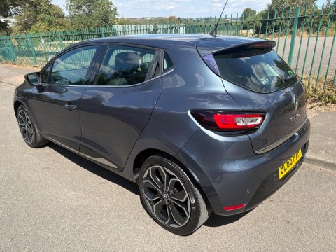 Renault Clio DYNAMIQUE S NAV DCI 12