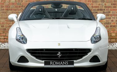 Ferrari California T 4