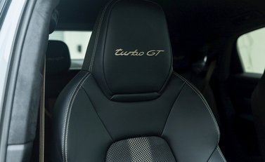 Porsche Cayenne Turbo GT 11