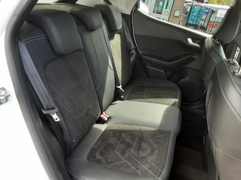 Ford Fiesta TITANIUM X MHEV 9