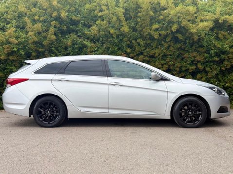 Hyundai i40 1.7 CRDi Blue Drive S Tourer Euro 6 (s/s) 5dr 3