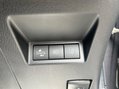 Toyota Yaris VVT-I ICON 34