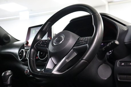 Nissan Juke DIG-T N-CONNECTA 12