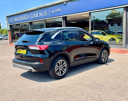 Ford Kuga 1.5 Kuga Titanium Edition 5dr 8